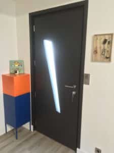 Porte dentree aluminium monocouleur Quimper 2 - Portes d'entrées - Quimper Brest
